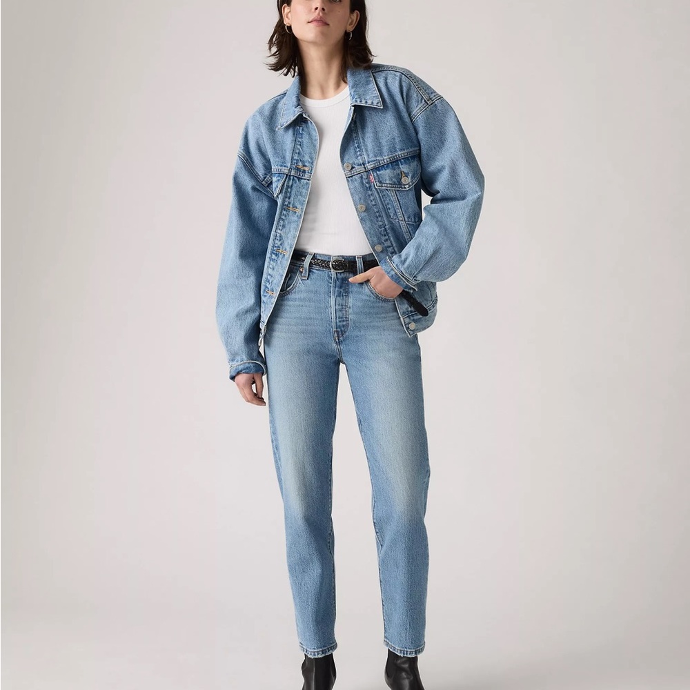 Levi’s 501 Original Cropped Women’s Jean
